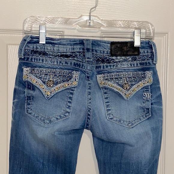 Miss Me Capri - Picture 2 of 7